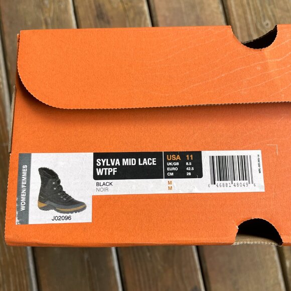 NIB Merrell Slyva Mid Lace Waterproof Black Leather Boots - Women's 11 - Picture 12 of 12
